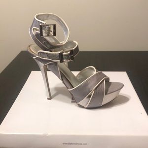 Gray and white Heel
